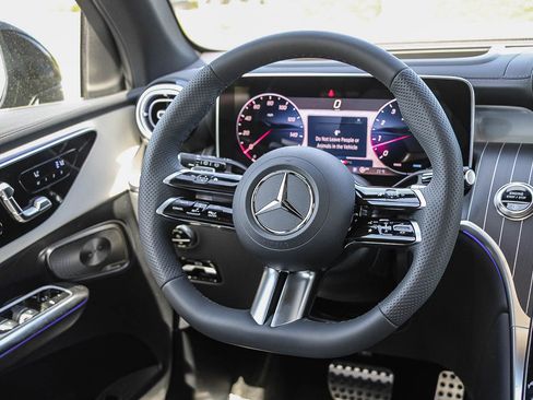 New 2026 Mercedes-Benz GLC 300 GLC 300 image 15