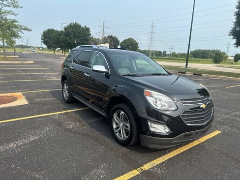 Used 2017 Chevrolet Equinox Premier w/ Enhanced Convenience Package FWD image 34