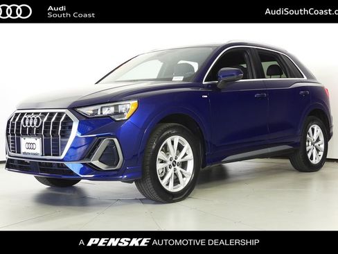 Used 2022 Audi Q3 2.0T Premium w/ Convenience Package image 1