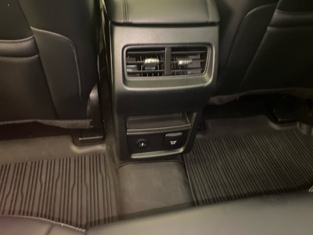 Used 2024 Ford Edge SEL w/ Convenience Package AWD/4WD image 30