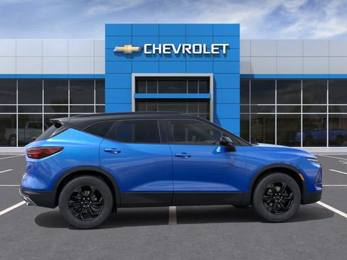 New 2026 Chevrolet Blazer LT w/ Convenience Package AWD/4WD image 5