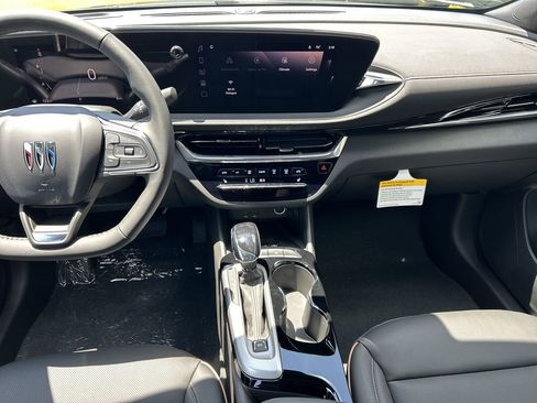 New 2025 Buick Envista Avenir image 16