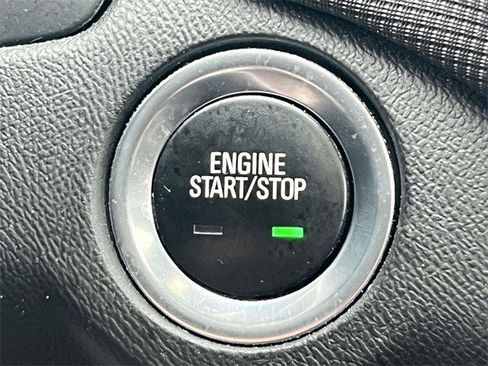 Certified 2023 Chevrolet Equinox RS image 30