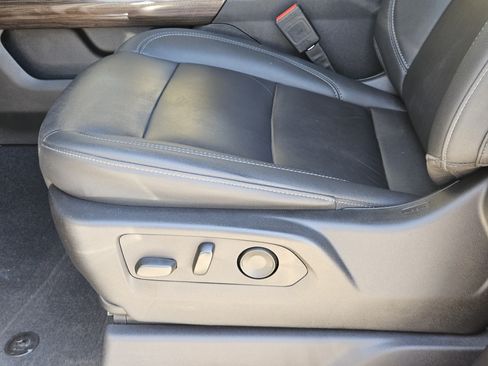 Used 2024 Chevrolet Silverado 1500 RST w/ Convenience Package II AWD/4WD image 26