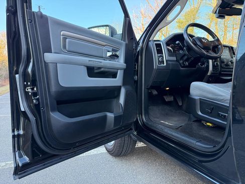 Used 2018 RAM 1500 Big Horn image 7