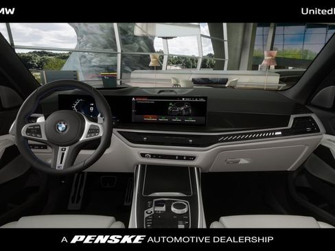 New 2026 BMW X7 M60i image 38