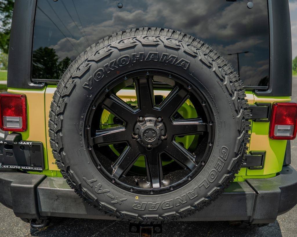 Used 2017 Jeep Wrangler Unlimited Sport w/ Quick Order Package 24S AWD/4WD image 16