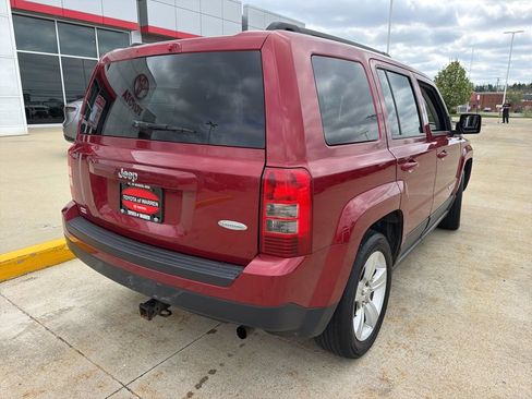 Used 2014 Jeep Patriot Latitude FWD image 4