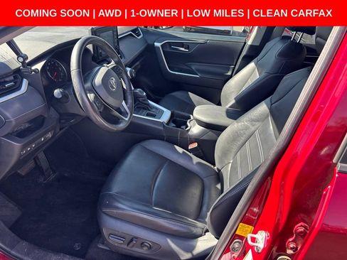 Used 2019 Toyota RAV4 XLE Premium w/ Cold Weather Package AWD/4WD image 15