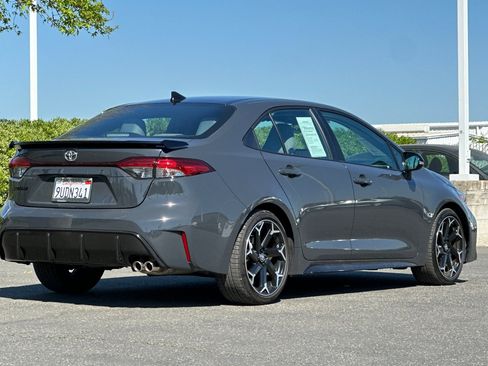 Used 2025 Toyota Corolla FX w/ Convenience Package image 4