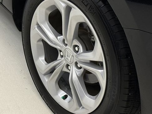 Used 2025 Honda Accord LX image 10