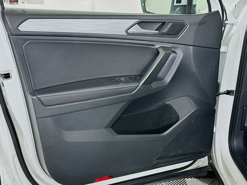Used 2024 Volkswagen Tiguan S image 15