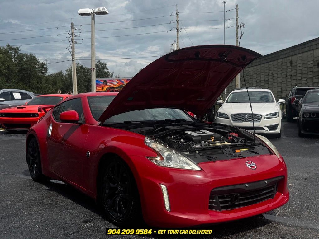 Used 2016 Nissan 370Z Coupe RWD image 34