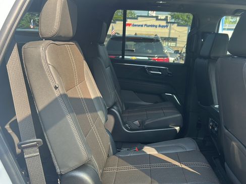 New 2026 Chevrolet Tahoe High Country AWD/4WD image 14