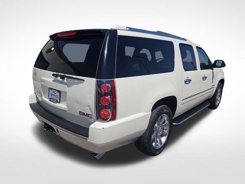 Used 2014 GMC Yukon XL Denali AWD/4WD image 5