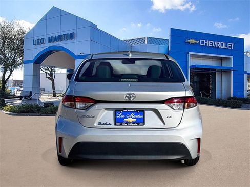 Used 2024 Toyota Corolla LE image 6