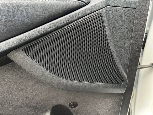 Used 2016 Kia Sorento LX w/ LX Convenience Package image 13