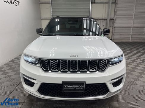 Used 2024 Jeep Grand Cherokee Summit image 9