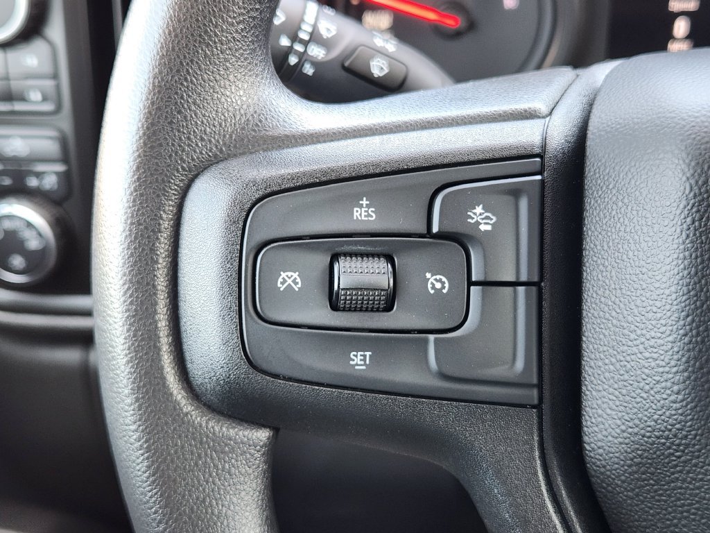 Used 2025 Chevrolet Silverado 1500 Custom Trail Boss AWD/4WD image 27