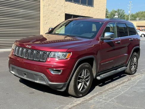Used 2018 Jeep Grand Cherokee Limited RWD image 1
