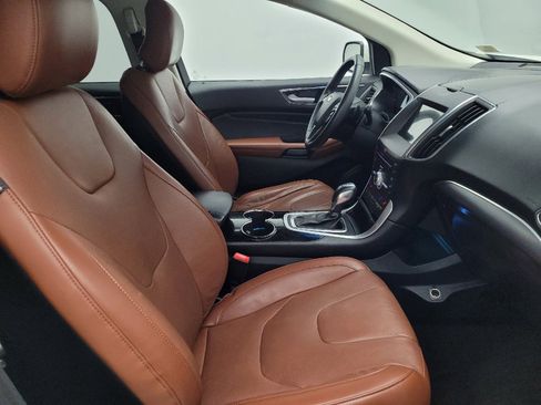 Used 2018 Ford Edge Titanium w/ Equipment Group 301A image 21