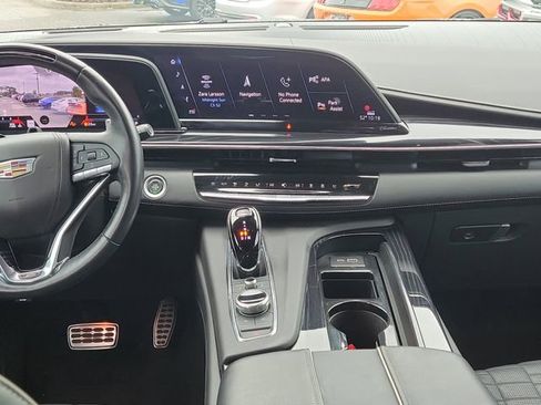 Used 2024 Cadillac Escalade V AWD/4WD image 18