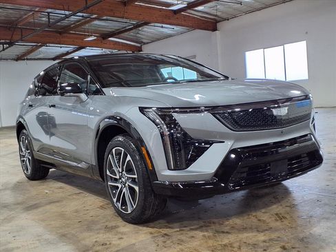 New 2026 Cadillac Optiq Sport 2 image 3