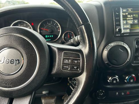 Used 2015 Jeep Wrangler Unlimited Sport w/ Quick Order Package 24S image 15