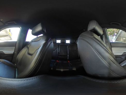 Used 2025 Jeep Compass Limited image 42