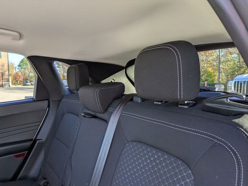 Used 2023 Ford Escape Active image 29