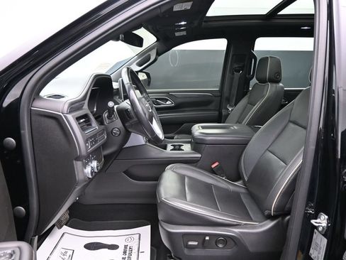 Used 2022 GMC Yukon SLT w/ SLT Premium Package AWD/4WD image 9