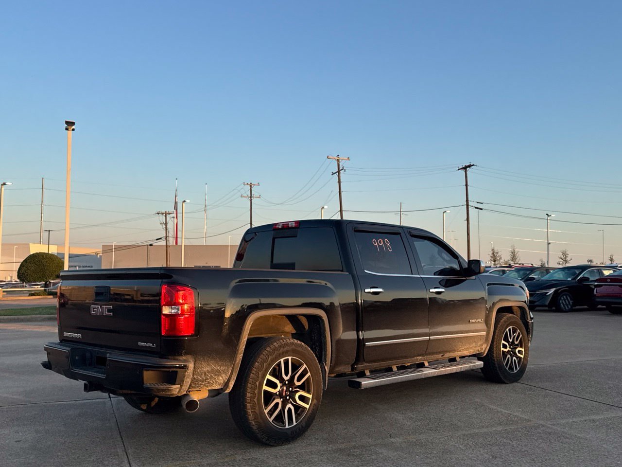 Used 2015 GMC Sierra 1500 Denali w/ Driver Alert Package RWD image 29