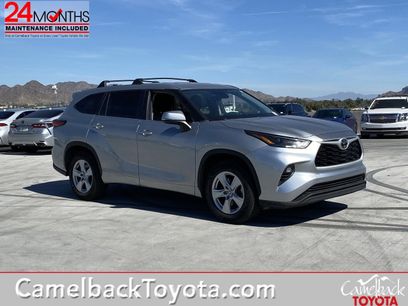 Used 2023 Toyota Highlander LE
