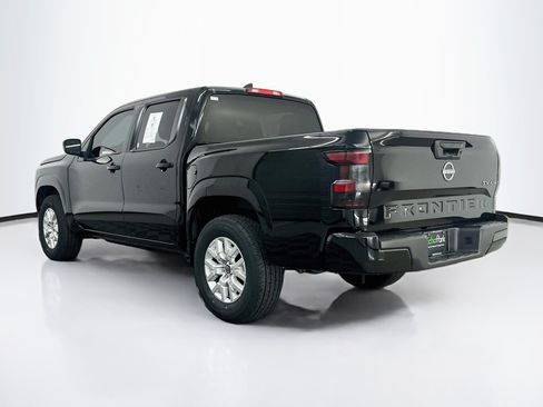 Used 2023 Nissan Frontier SV AWD/4WD image 5