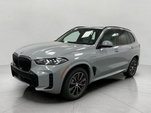 New 2026 BMW X5 xDrive50e AWD/4WD image 47