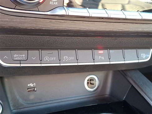 Used 2023 Audi A4 2.0T Premium Plus image 25