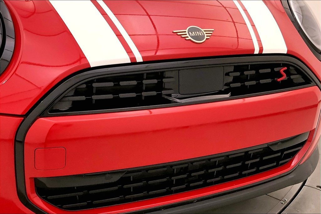 Certified 2025 MINI Cooper S FWD image 29