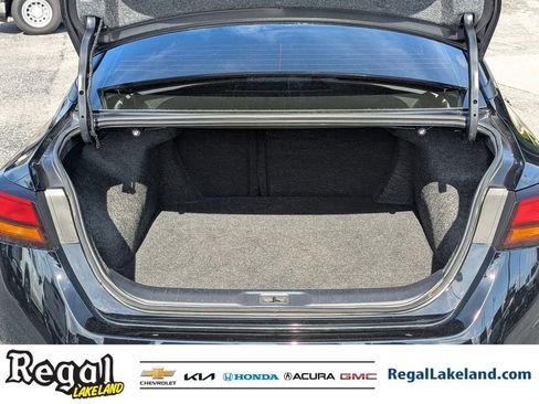 Used 2025 Nissan Altima 2.5 S image 8