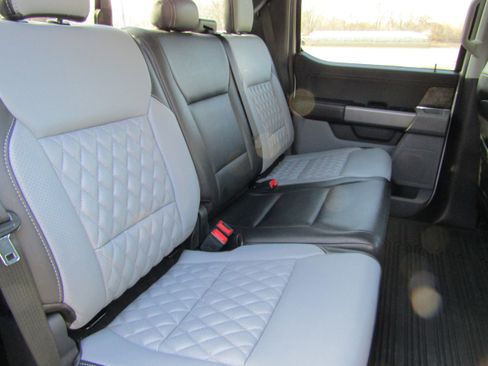 Certified 2022 Ford F150 XLT w/ Equipment Group 302A High image 21