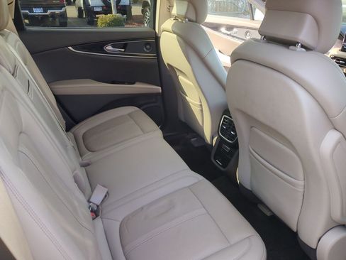 Used 2021 Lincoln Nautilus Reserve w/ Equipment Group 201A image 24