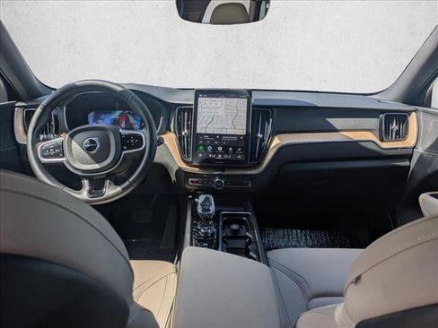 Certified 2026 Volvo XC60 B5 Plus w/ Protection Package Premier image 19