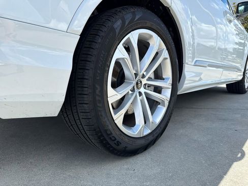 Used 2025 Audi Q7 3.0T Prestige AWD/4WD image 11