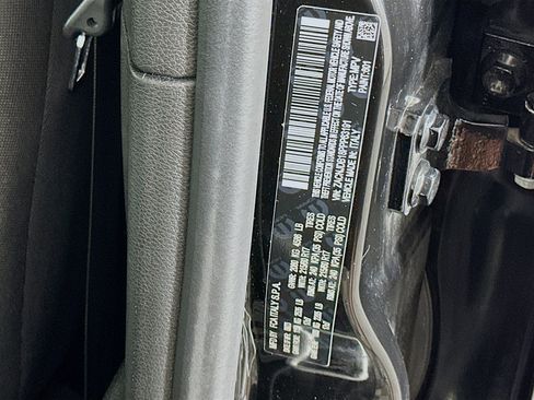 Used 2023 Jeep Renegade Latitude image 12