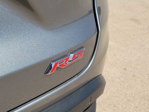 Used 2025 Chevrolet Trax RS w/ Sunroof Package FWD image 11