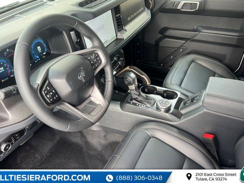New 2026 Ford Bronco Badlands image 11
