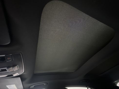 Used 2018 Mercedes-Benz GLA 250 4MATIC image 20