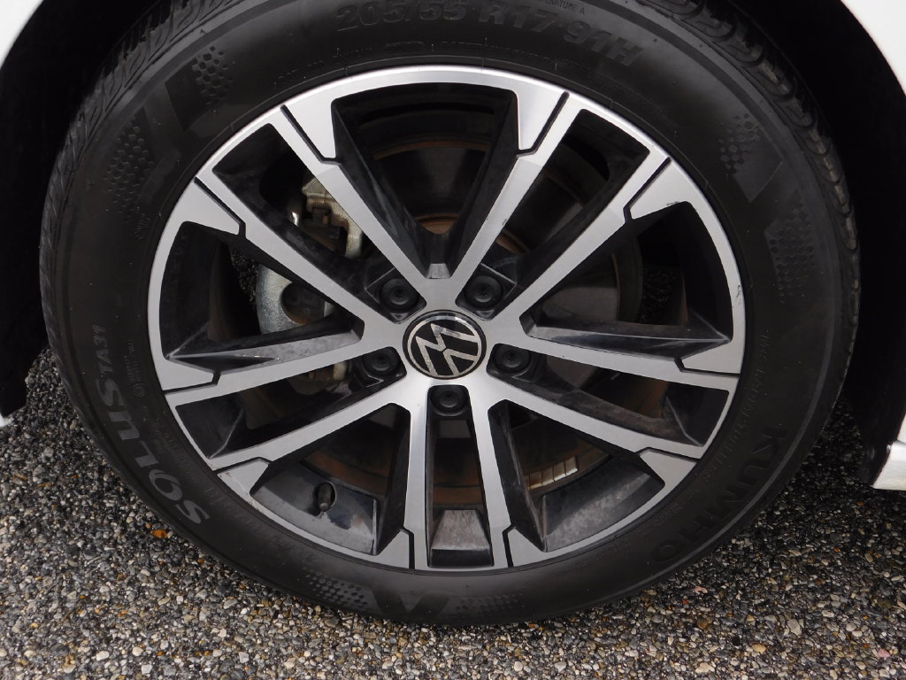 Used 2025 Volkswagen Jetta Sport FWD image 26
