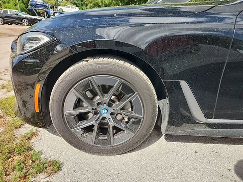 Used 2023 BMW i4 eDrive35 w/ Premium Package image 7