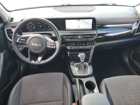 Certified 2024 Kia Seltos S image 10