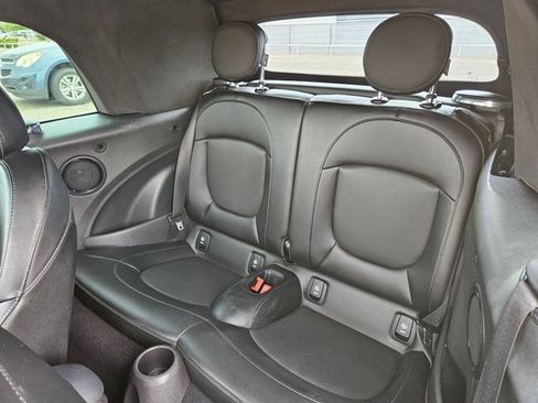 Used 2016 MINI Cooper S image 22